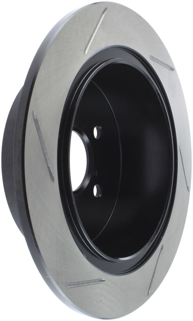 Rotor ranurado SportStop trasero izquierdo StopTech Power Slot 06-08 Subaru Legacy Wagon/Sedan 2.5i