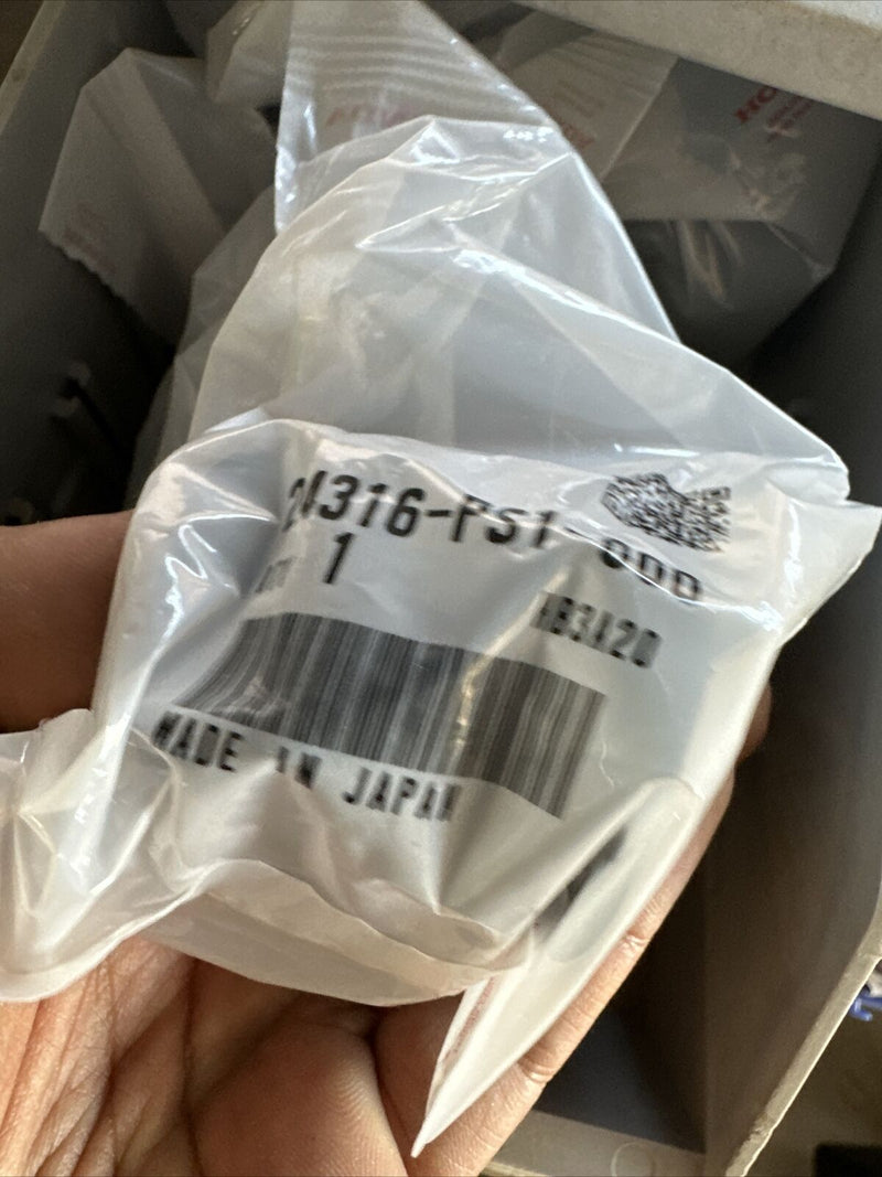 Cubierta antipolvo para pasador de varillaje de cambio de marchas OEM Honda serie B Integra Civic Si Envío gratuito 