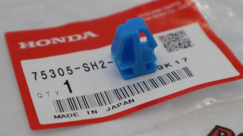 Protector de moldura lateral con clip original de Honda OEM 75305-SH2-003