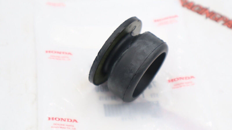 CASQUILLO DE COJÍN DE GOMA DE SOPORTE INFERIOR DEL RADIADOR INFERIOR ORIGINAL HONDA ACURA CIVIC