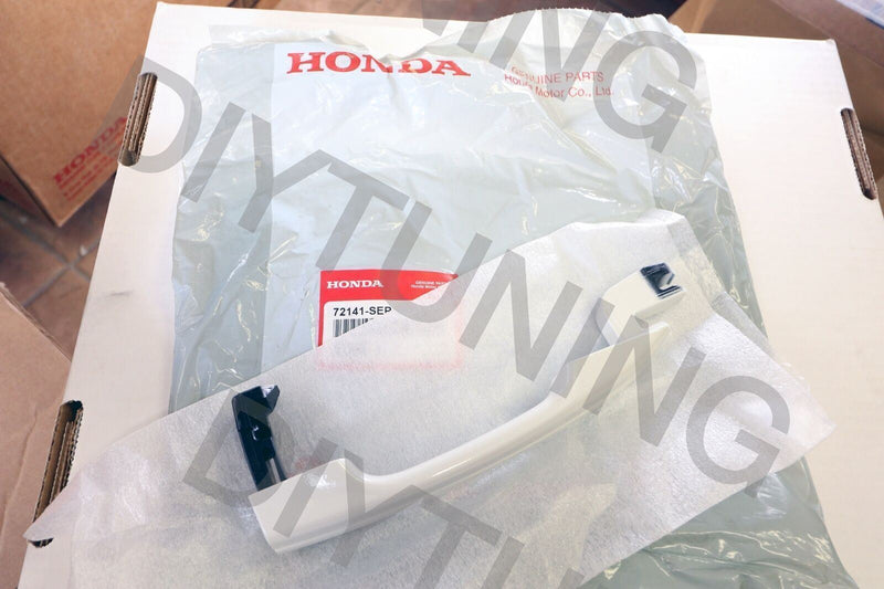 Manija de puerta trasera derecha del pasajero OEM ACURA *NH603P* (PERLA DIAMANTE BLANCA)