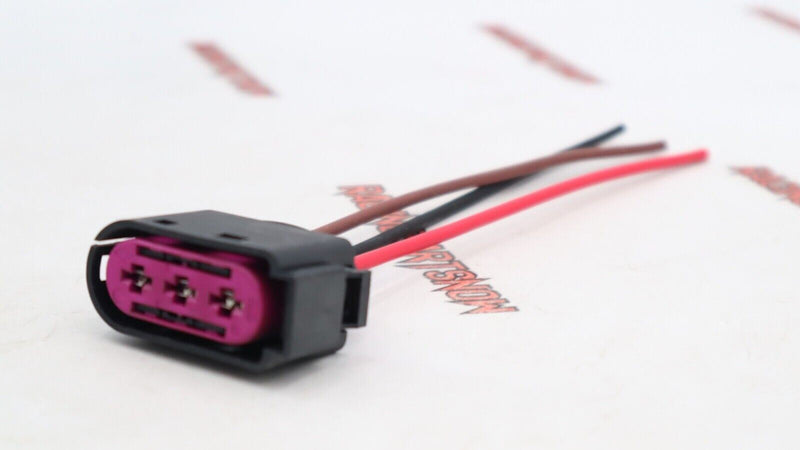 Conector de caja de fusibles de 3 pines para VW Volkswagen Jetta Golf MK4 Beetle AUDI C966