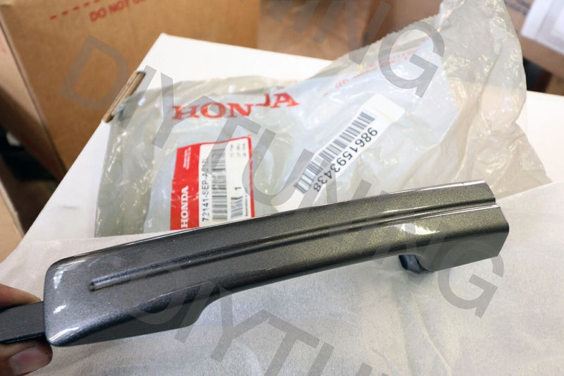 Manija de puerta trasera derecha del pasajero OEM ACURA *YR562P* (PERLA DE BRONCE AL CARBONO)