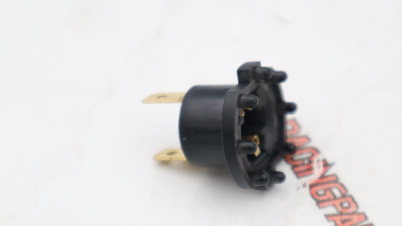 Toma de luz de cruce macho para Mazda 3 5 Protege (2001-2010) B28V-51-0A3 