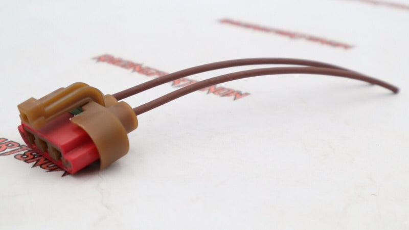 Conector del motor del ventilador de enfriamiento del motor. Compatible con/reemplaza GM PT1853. 