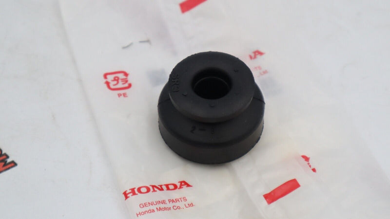 Almohadilla de montaje del radiador inferior OEM de Honda (inferior) - EG Civic