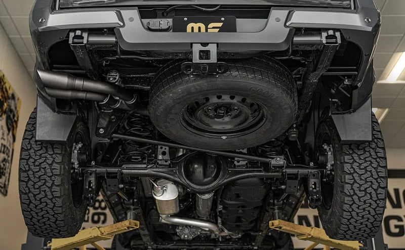 Sistema de escape Cat-back Magnaflow 2024 Toyota Tacoma Speq Series (puntas negras)