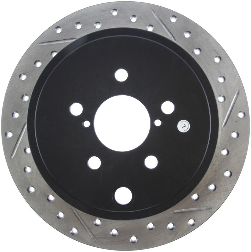 Rotor trasero izquierdo ranurado y perforado StopTech 08-10 Impreza WRX (Exc STi)/08-10 Impreza Coupe/Sedan