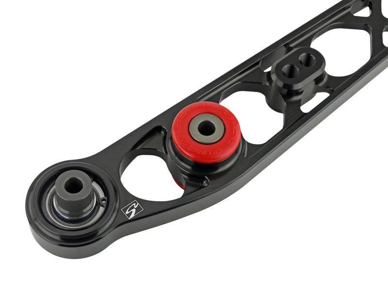 Juego de brazos de control inferiores traseros Skunk2 Honda/Acura EG/DC Ultra Series - Negro
